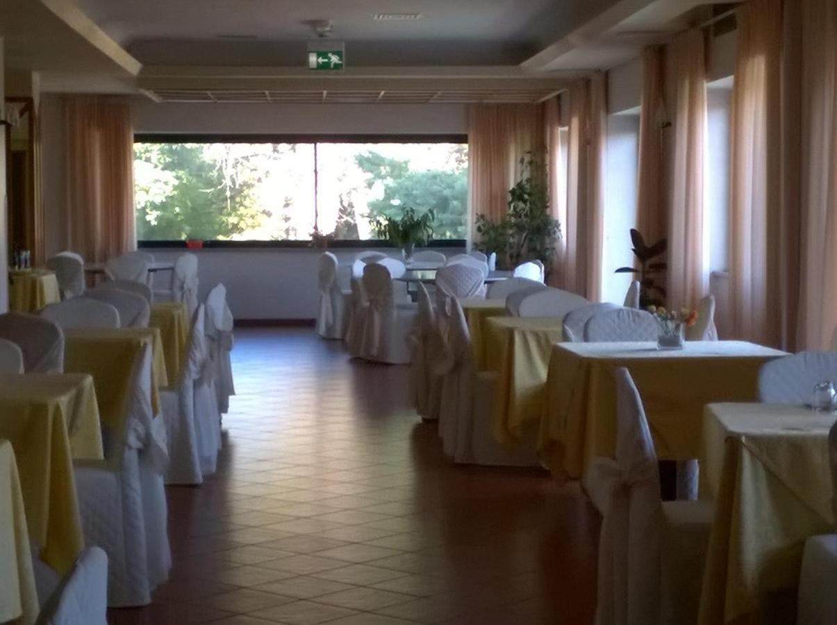 Hotel Du Parc أدري المظهر الخارجي الصورة