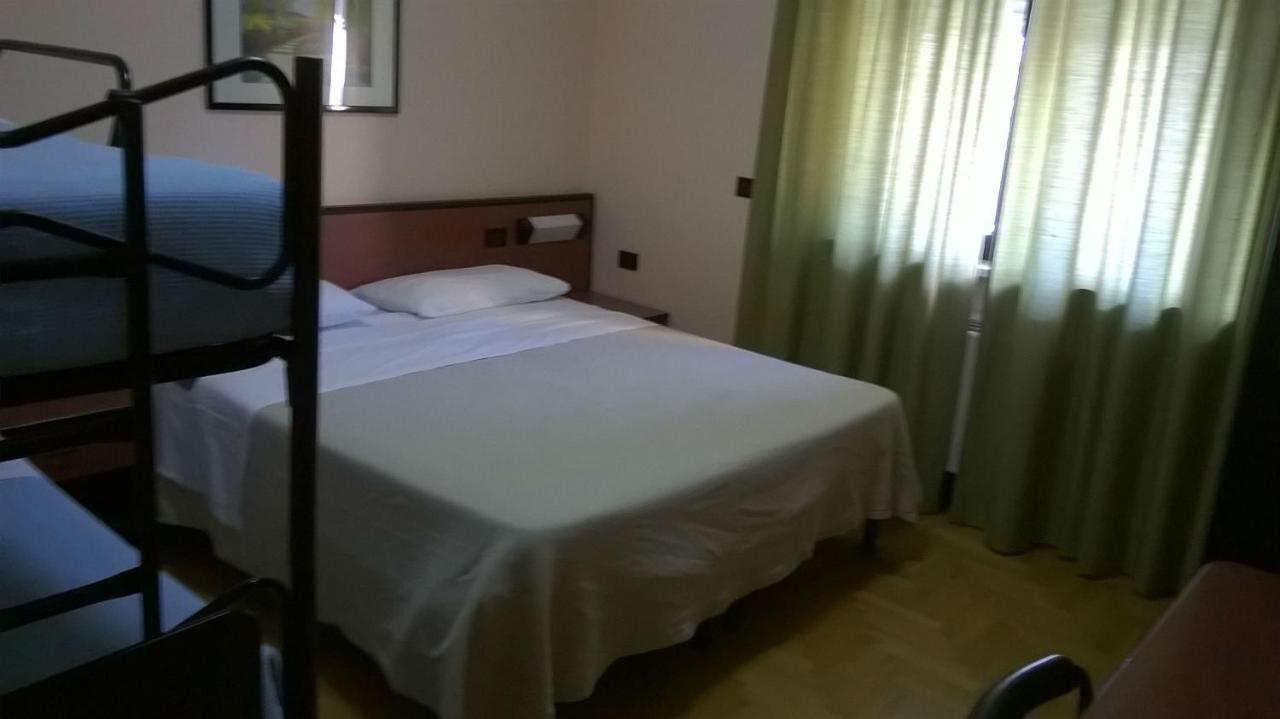 Hotel Du Parc أدري المظهر الخارجي الصورة