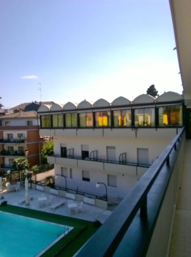Hotel Du Parc أدري المظهر الخارجي الصورة