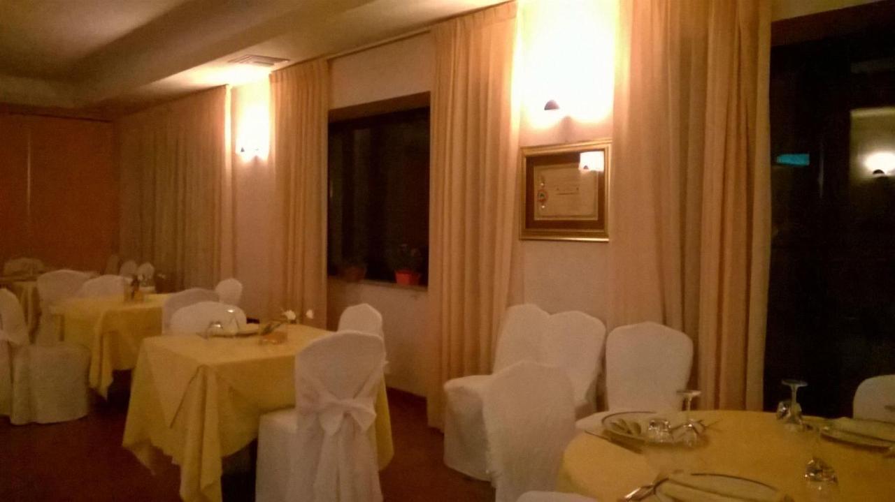 Hotel Du Parc أدري المظهر الخارجي الصورة