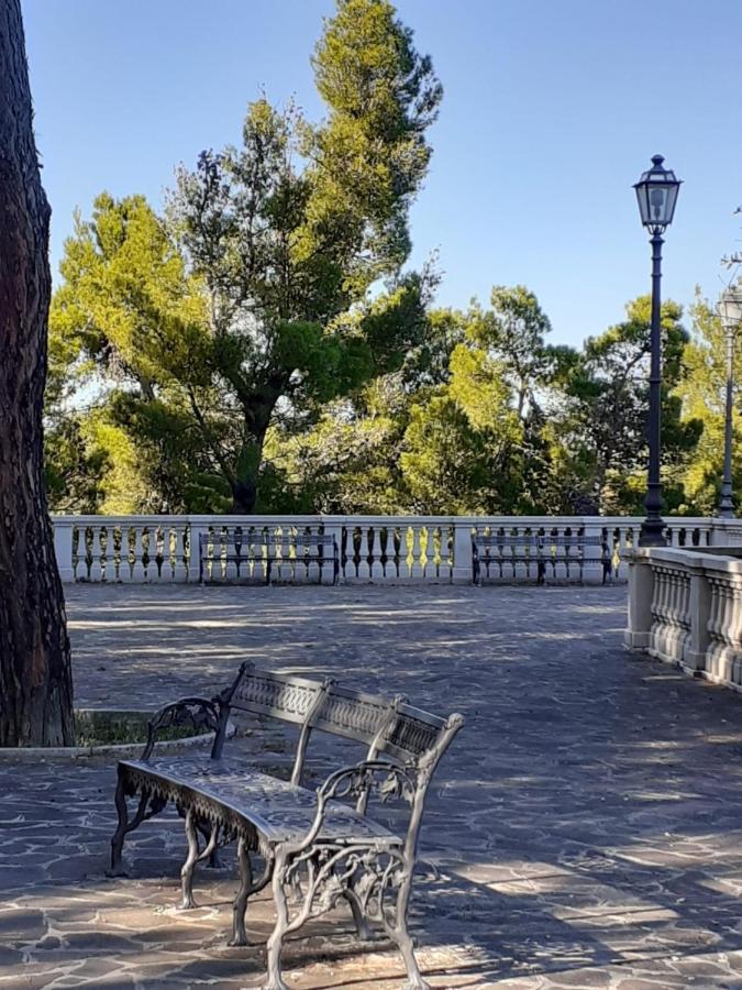 Hotel Du Parc أدري المظهر الخارجي الصورة