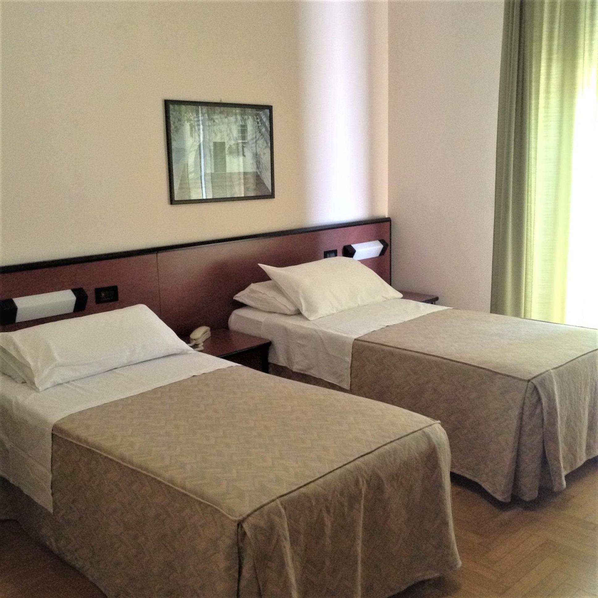 Hotel Du Parc أدري المظهر الخارجي الصورة